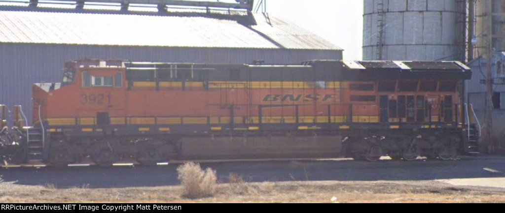 BNSF 3921